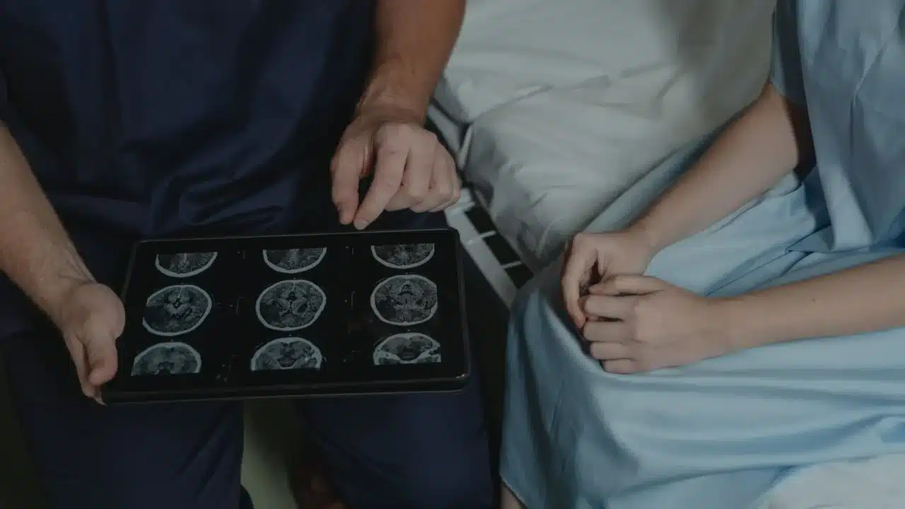 Jenis Kanker Payudara: Kenali & Pahami Perbedaannya 4 Aggressive Cancer Medical Scan