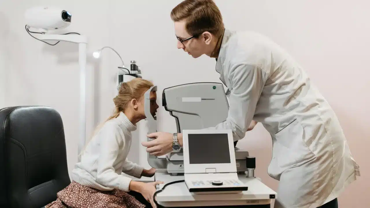 Eye Doctor Eye Examination