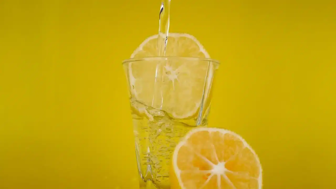 Pencegahan Miss V Becek: Panduan Lengkap & Efektif 4 Healthy Food Drinking Water