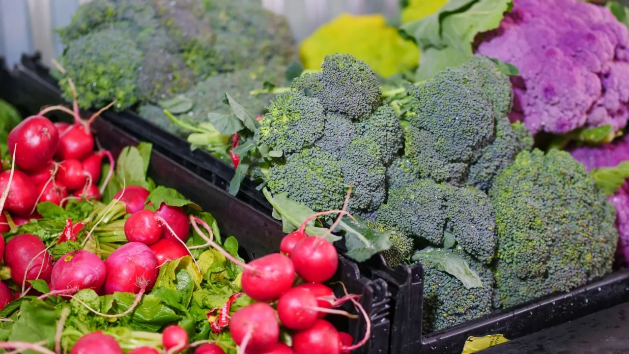 Makanan untuk Penderita Stroke: Panduan Nutrisi Optimal 2 Fresh Produce Colorful Food