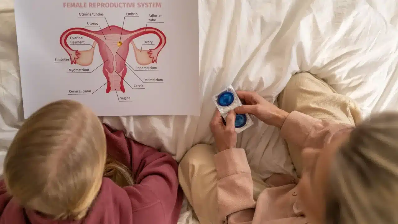 Penyakit Jengger Ayam: Gejala, Penyebab, dan Pengobatan Efektif 1 Genital Warts HPV Virus