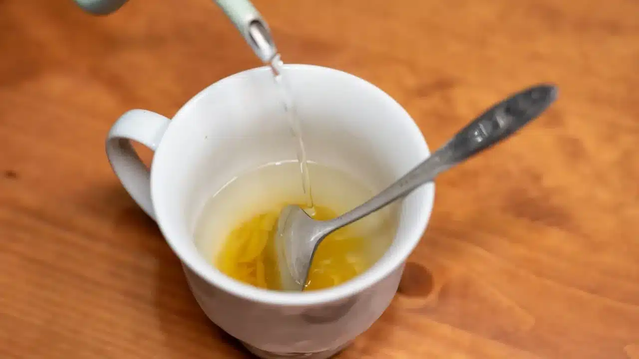 Ginger Tea Lemon Honey Steam Inhaler