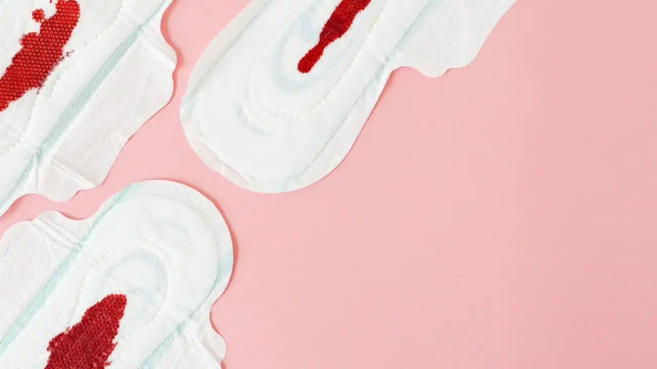 Cairan Hijau dari Vagina? Pahami Penyebab & Solusinya 1 Healthy Discharge Abnormal Discharge