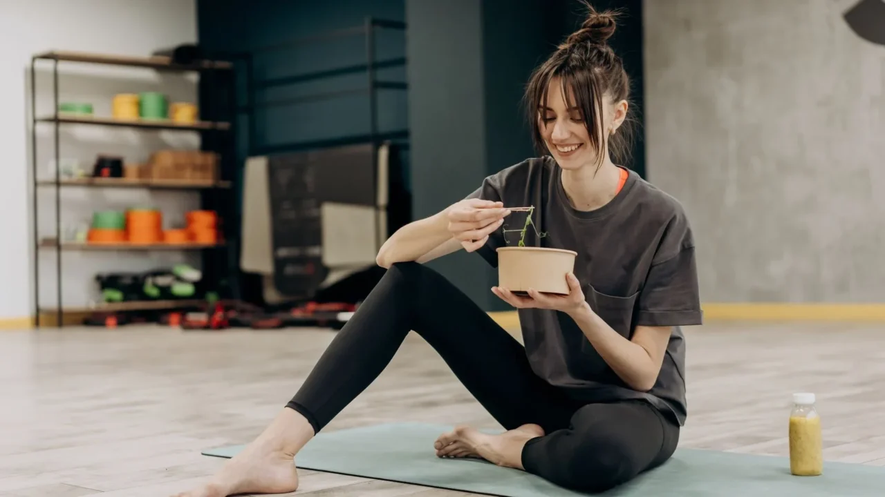 Cara Mencegah Glaukoma: Panduan Lengkap Kesehatan Mata 4 Healthy Eating Exercise Yoga