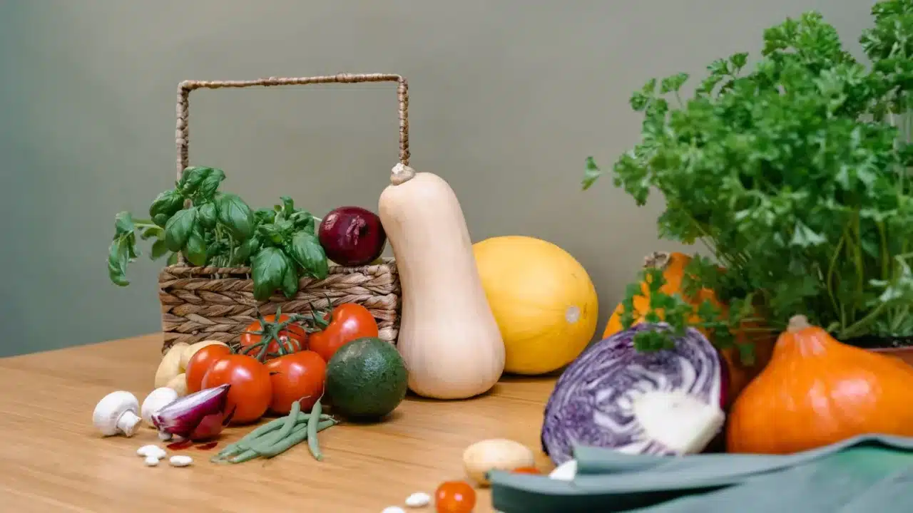 Makanan Pantangan Panu: Panduan Lengkap untuk Kulit Sehat 4 Healthy Food Fresh Vegetables Nutritious Meal