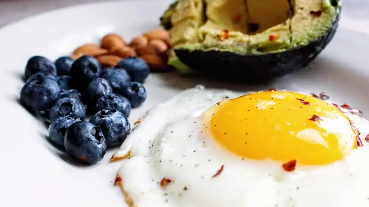 Pantangan Makanan Kanker Payudara: Panduan Lengkap Diet 1 Healthy Plate Balanced Diet