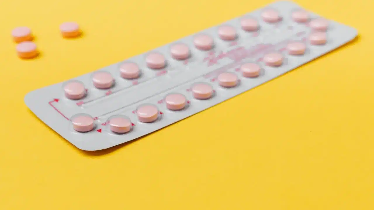Telat Haid Tapi Tidak Hamil? Ini Penyebab & Solusinya 3 Hormone Thyroid Pcos
