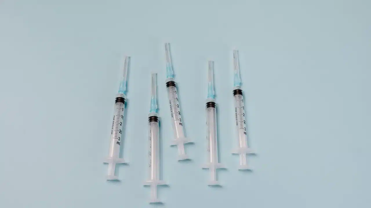 Pengobatan Fistula Ani: Panduan Lengkap & Pilihan Terbaik 4 Medical Syringe Laser Therapy