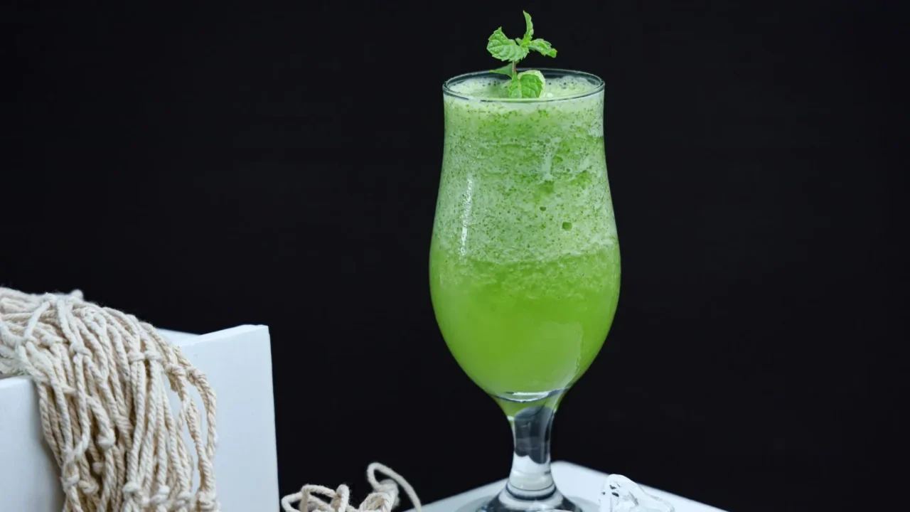 Diet Sehat: Panduan Lengkap Menuju Hidup Lebih Baik 4 Water Glass Fiber Food