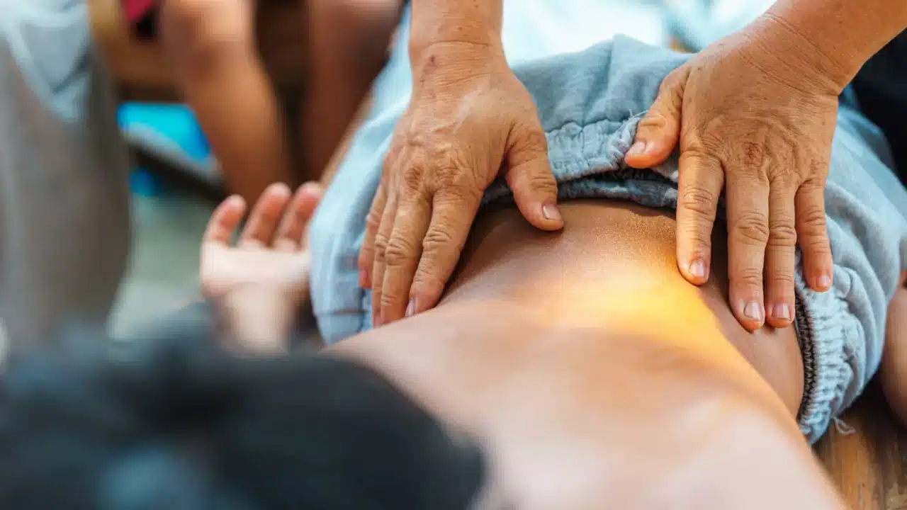 Perbedaan Batu Ginjal dan Sakit Pinggang Lengkap 2 back pain human anatomy