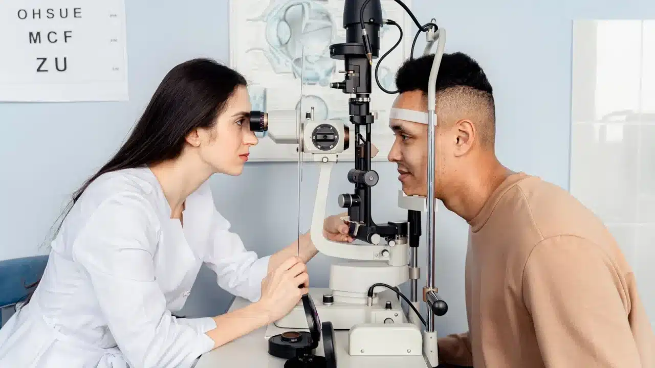 Eye Checkup Optometrist