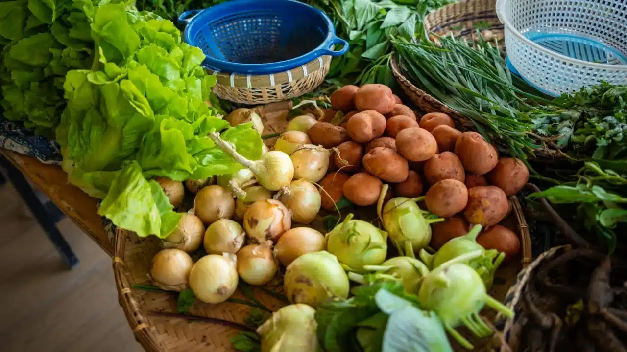 10 Makanan Pencegah Kanker Paru-Paru Terbaik 1 healthy food vegetables