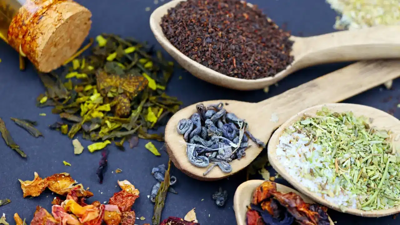 Obat Herbal Raja Singa: Jenis, Manfaat, dan Panduan 2 herbal tea dried herbs
