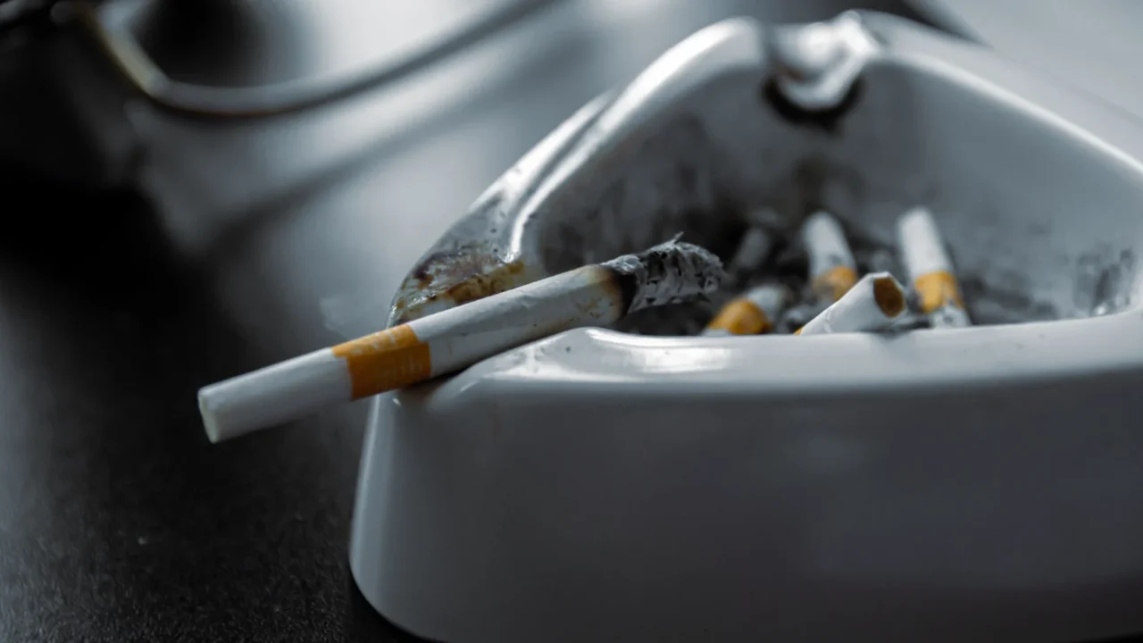 junk food cigarette smoke