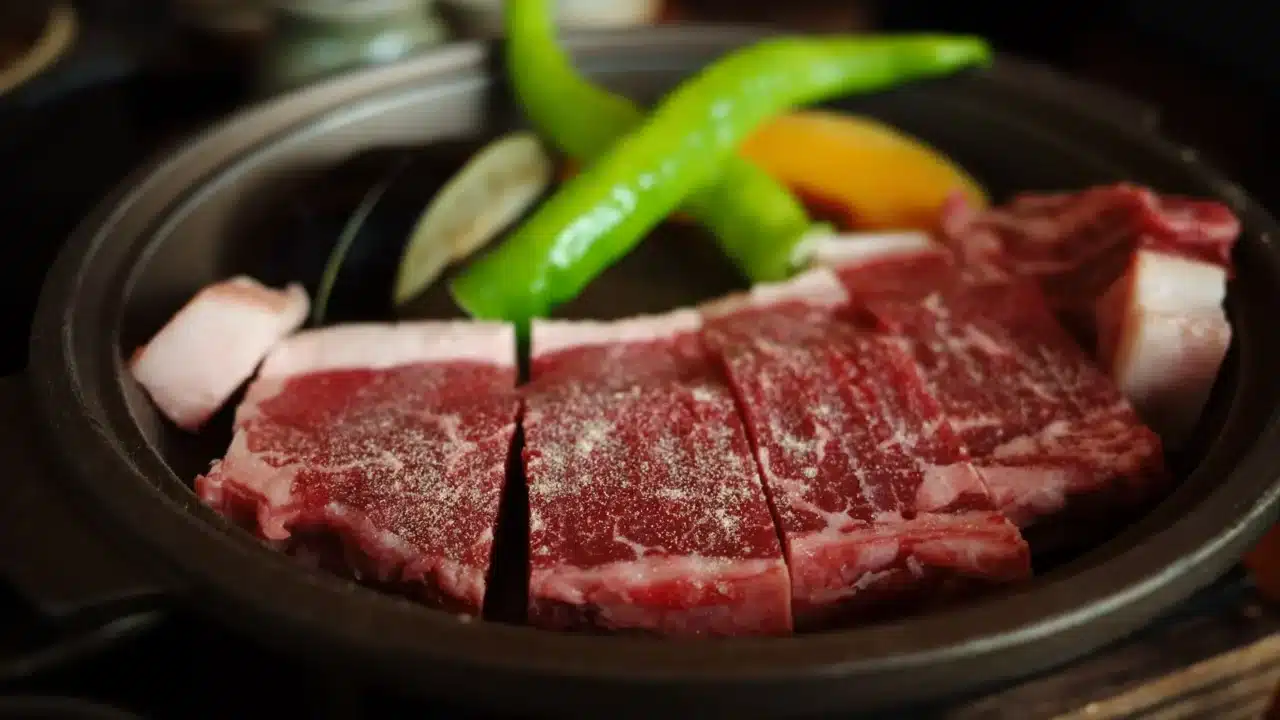Makanan Terbaik untuk Penderita Osteoporosis | Tulang Kuat 4 Protein Sources Meat Fish