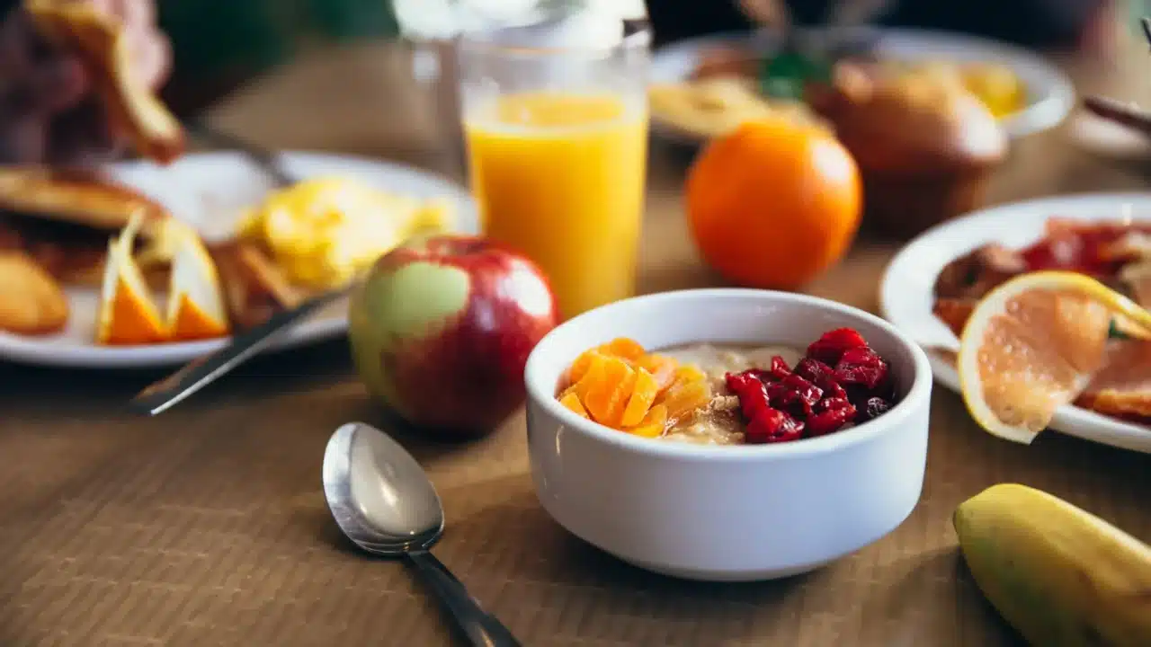 scrambled eggs oatmeal bowl