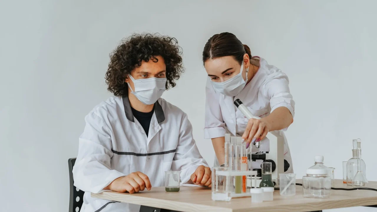 microscopic parasite laboratory test
