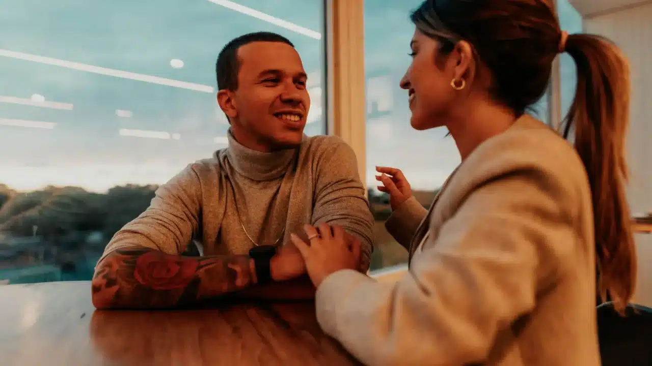 Raja Singa Menular Lewat Apa? Ini Penyebab dan Cara Cegah 2 relationship conversation