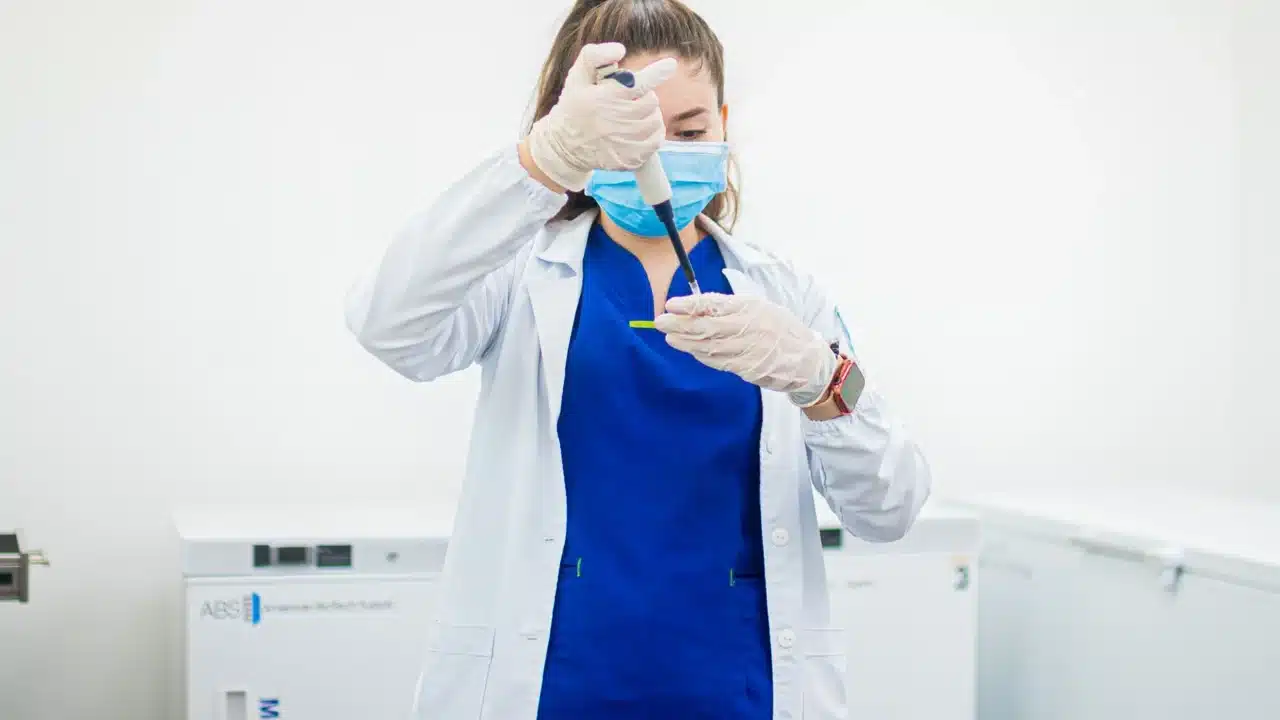 virus laboratory